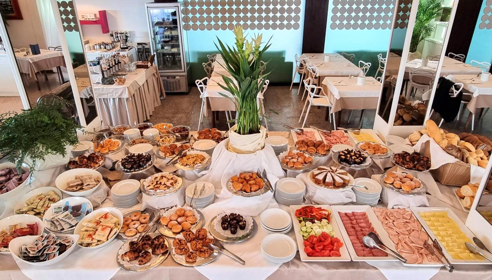 Hotel Bristol 리그나노 사비아도로 외부 사진