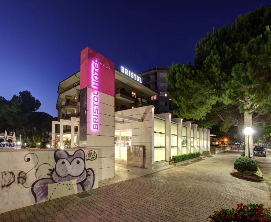 Hotel Bristol 리그나노 사비아도로 외부 사진