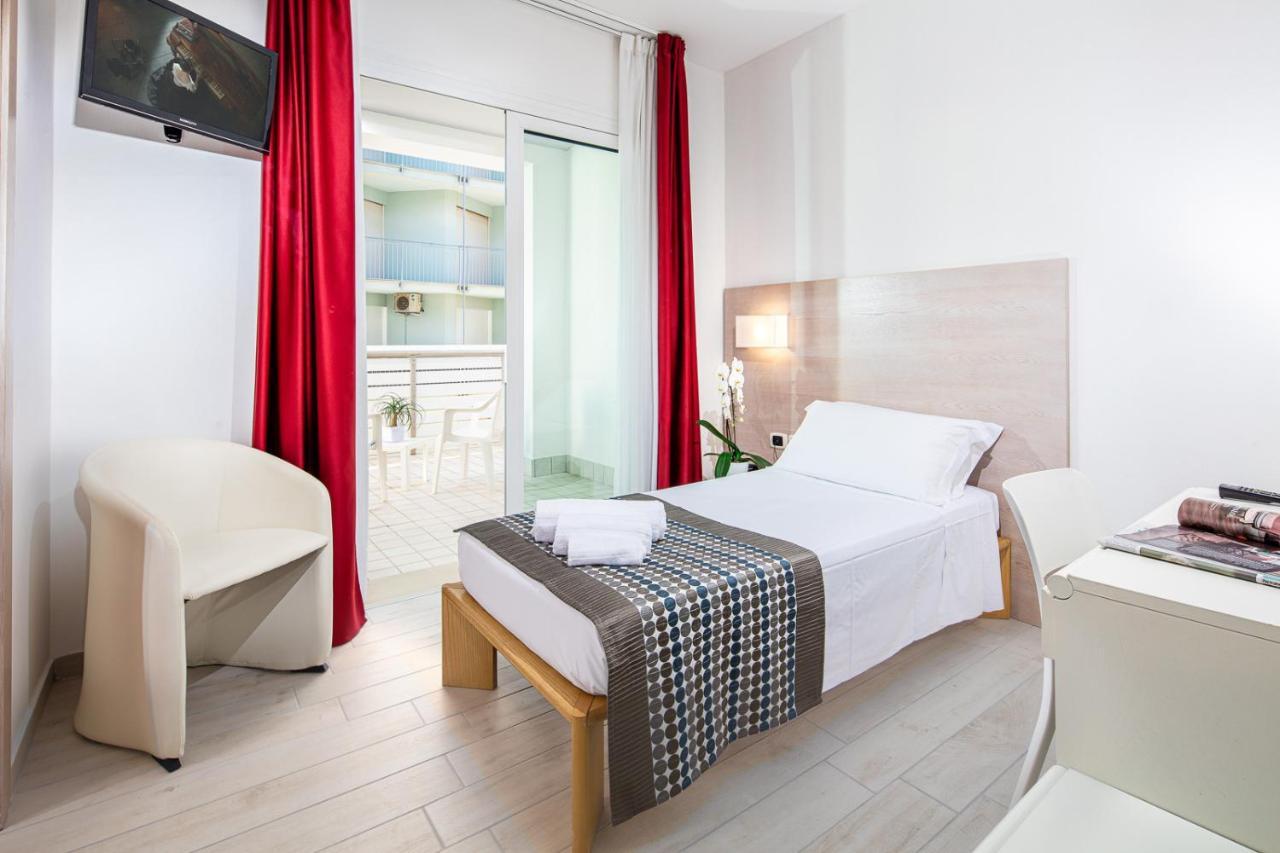 Hotel Bristol 리그나노 사비아도로 객실 사진